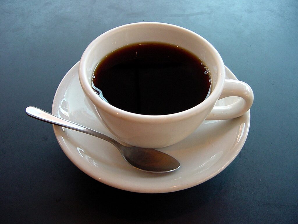 Alternatives to using measured coffee tablespoons or cups: